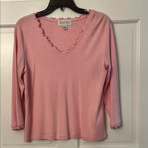 Casual Corner Pink Ruffle V-Neck 3/4 Sleeve Blouse